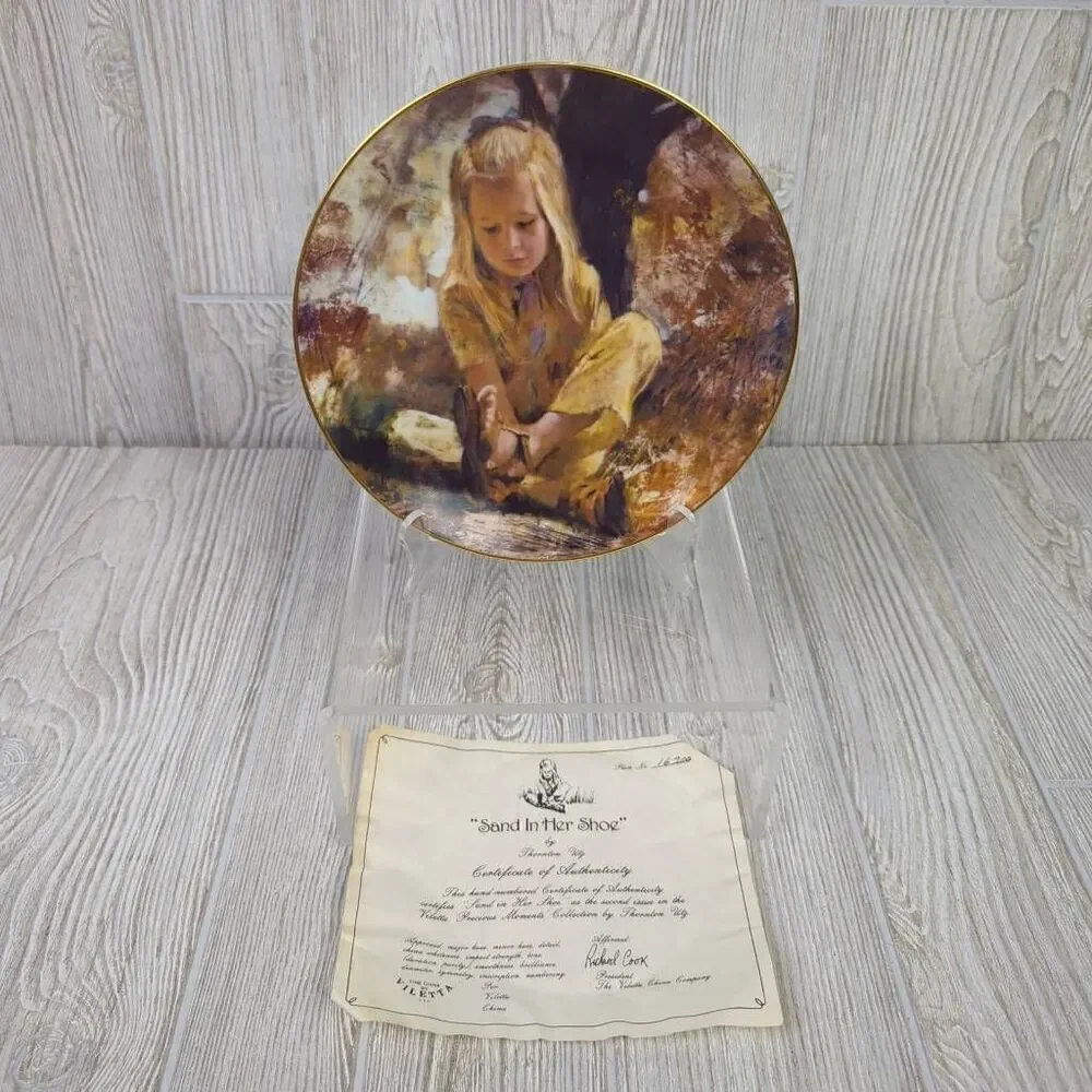 Sand In Her Shoe 1979 Precious Moments Collector Plate by Thornton Utz with COA